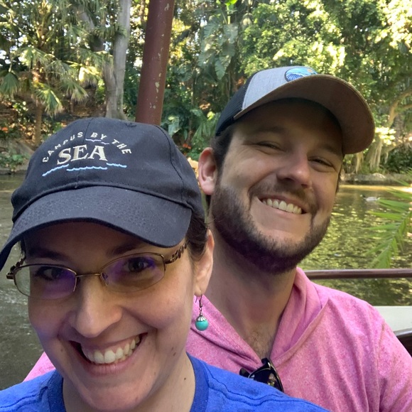 Meet your Poshers, Scott & Chelsea 😊 - Picture 1 of 1